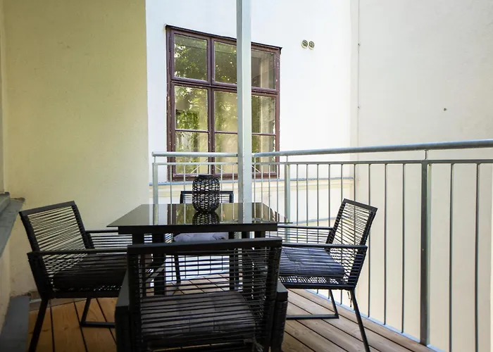 46 M2 Central Bright Apartment With A Balcony
